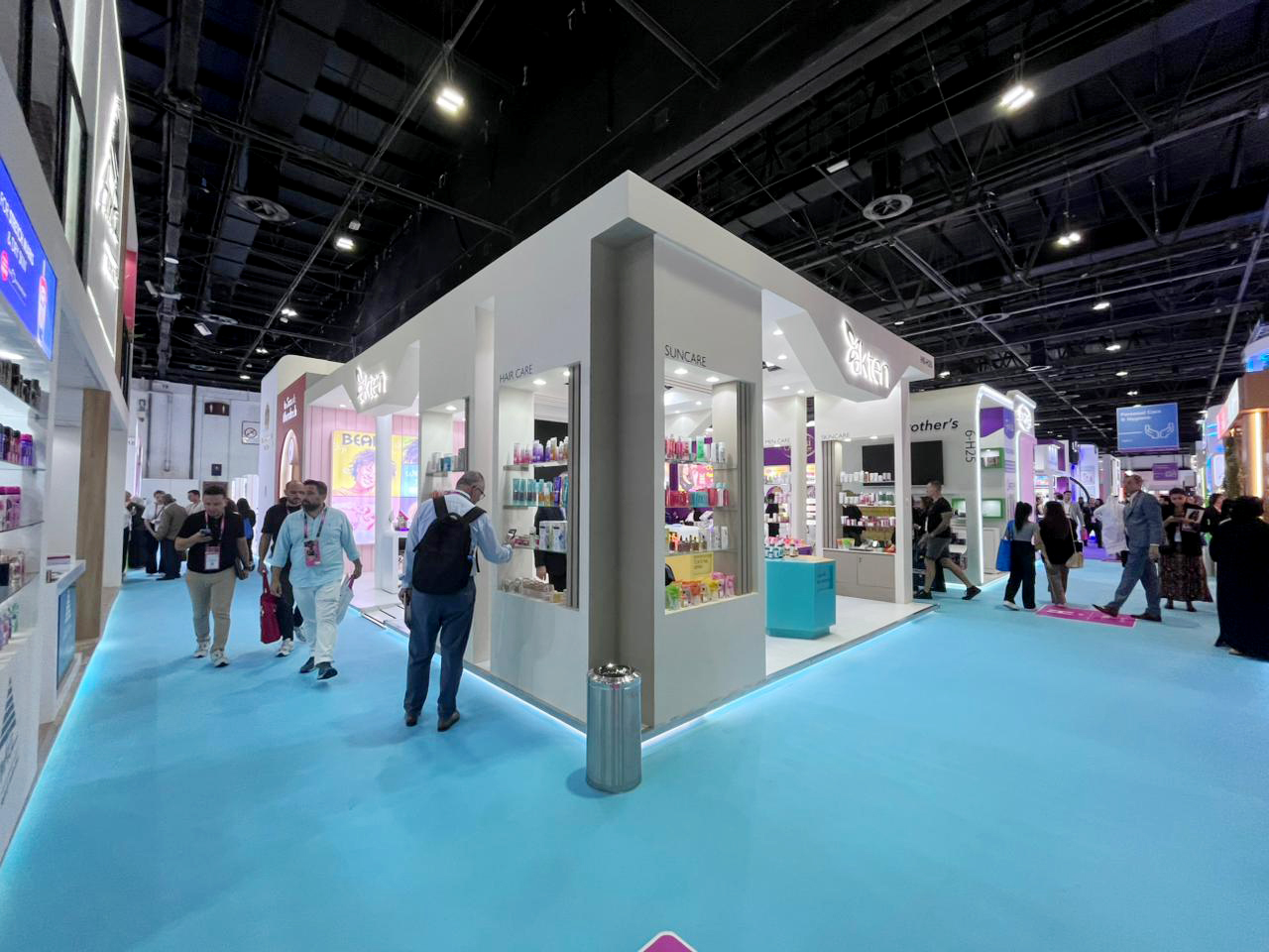 Bilkim-dubai-booth-builder